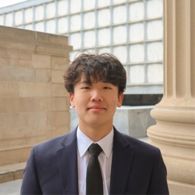 Henry Zheng headshot